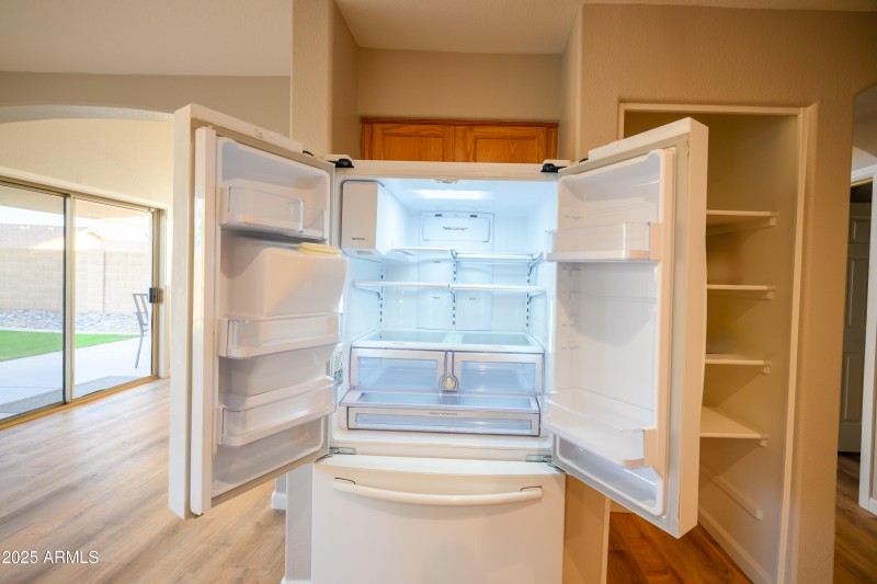 14901_KitchenFridge