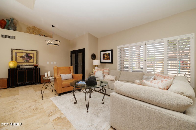 10573_E_Bella_Vista_Dr_06