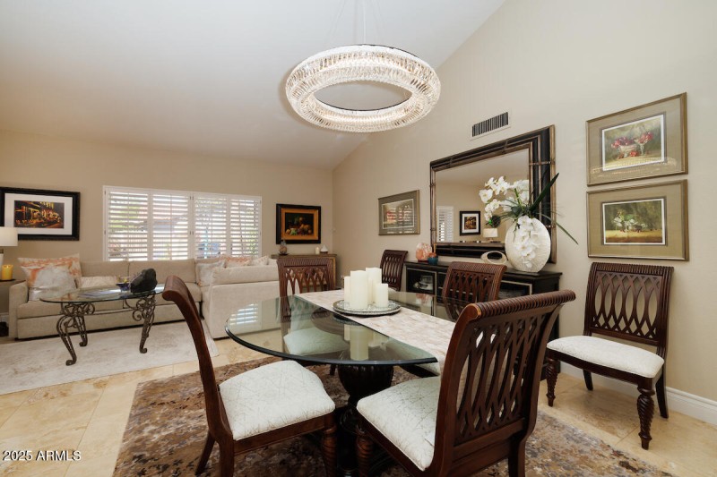 10573_E_Bella_Vista_Dr_08