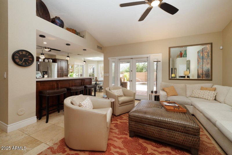 10573_E_Bella_Vista_Dr_09