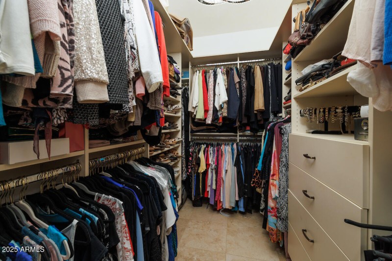 10573_E_Bella_Vista_Dr_23