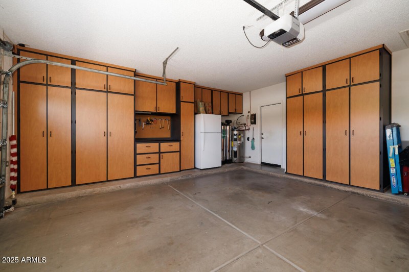 10573_E_Bella_Vista_Dr_24