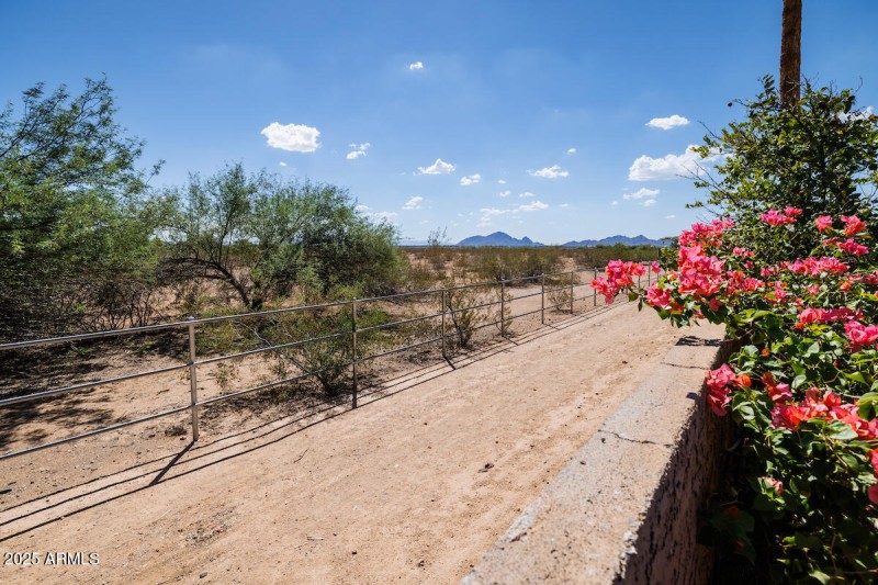 10573_E_Bella_Vista_Dr_31