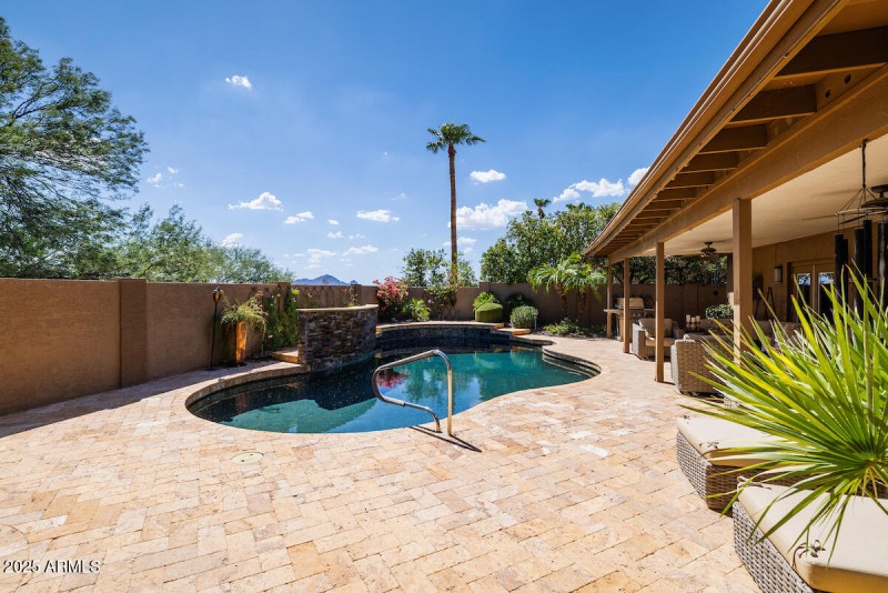 10573_E_Bella_Vista_Dr_32