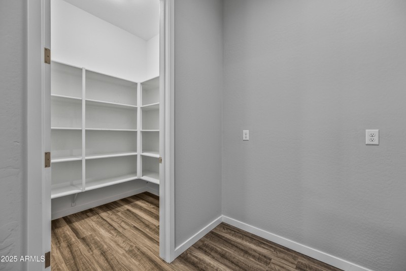 41912WSequoiaDrive-18