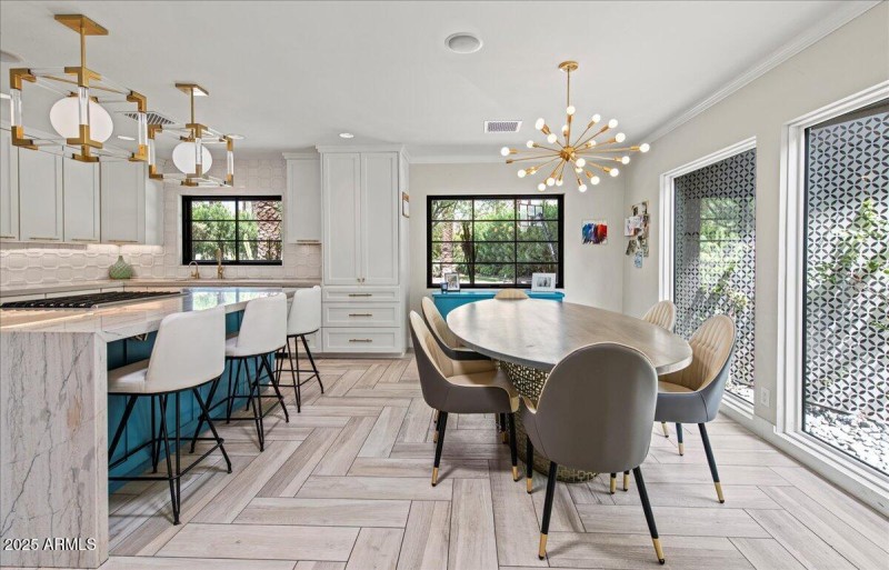 12-4721 E Calle Redonda 12