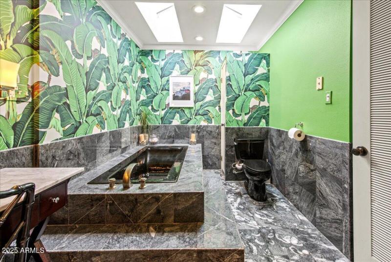 22-4721 E Calle Redonda 22