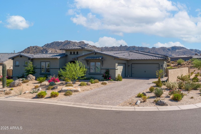 13307 E SAND HILLS RD