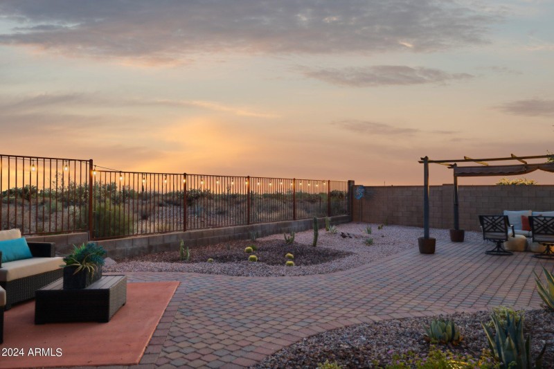 70-web-or-mls-10109-e-trailhead-ct