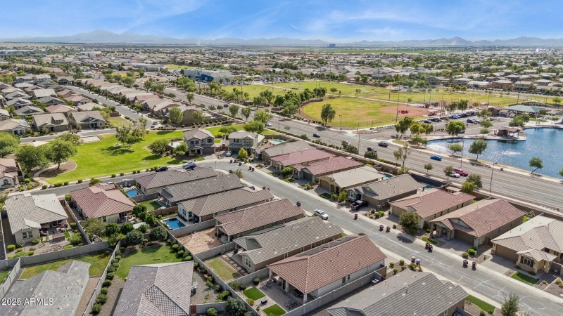 34-web-or-mls-19081-n-jameson-dr