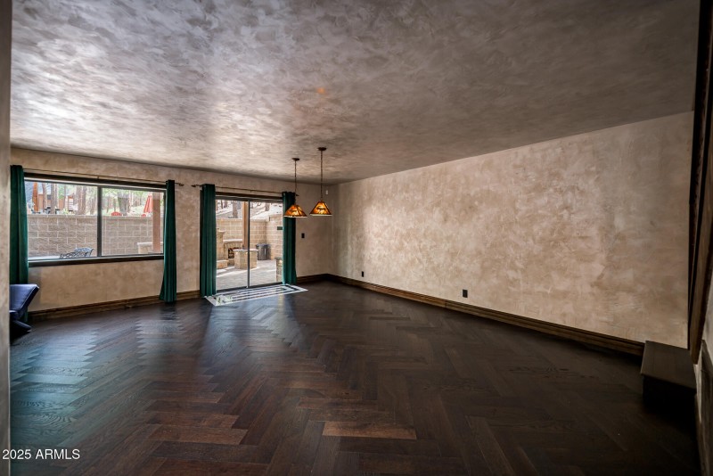 17385 Mountain Side Pl (30 of 49)