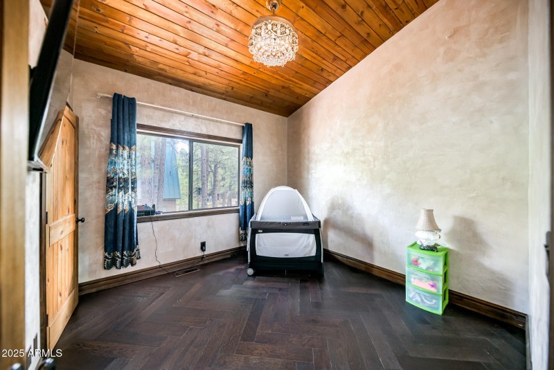 17385 Mountain Side Pl (35 of 49)