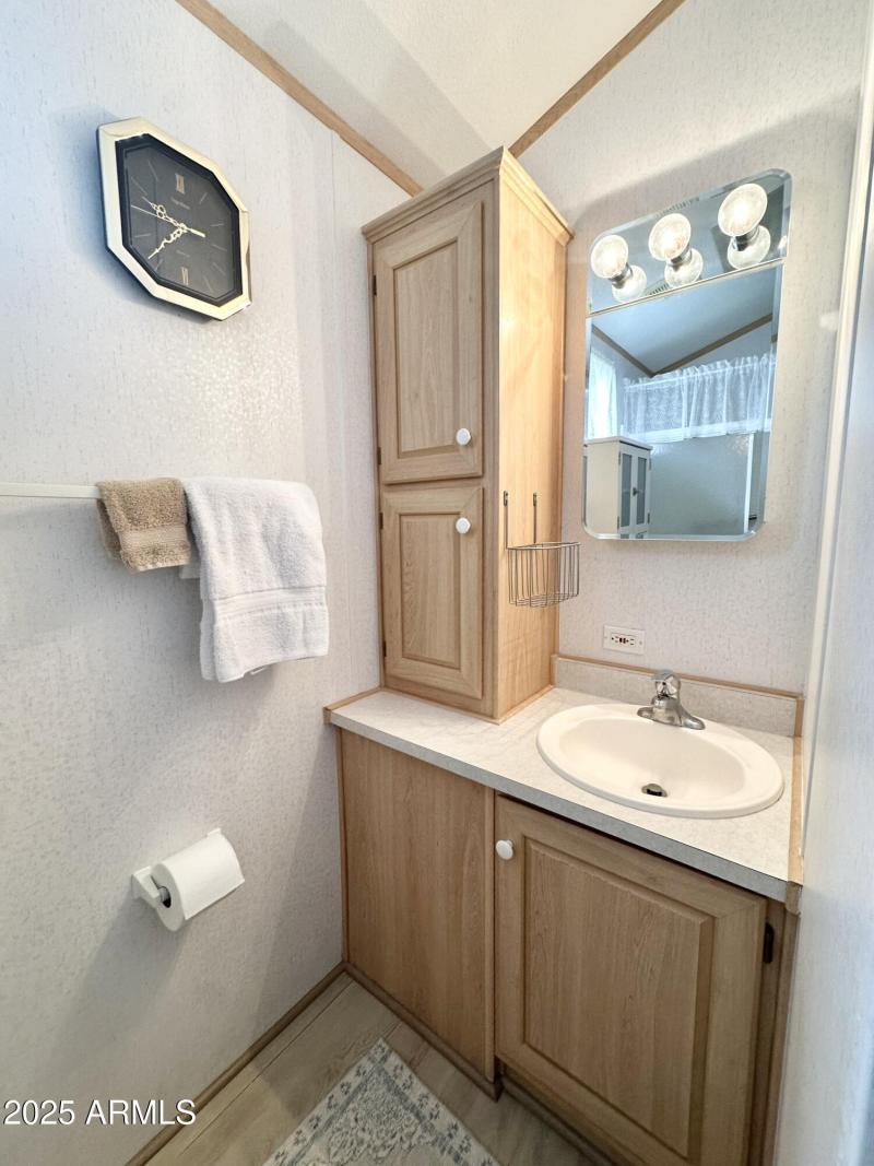 FABULOUS BATHROOM VANITY