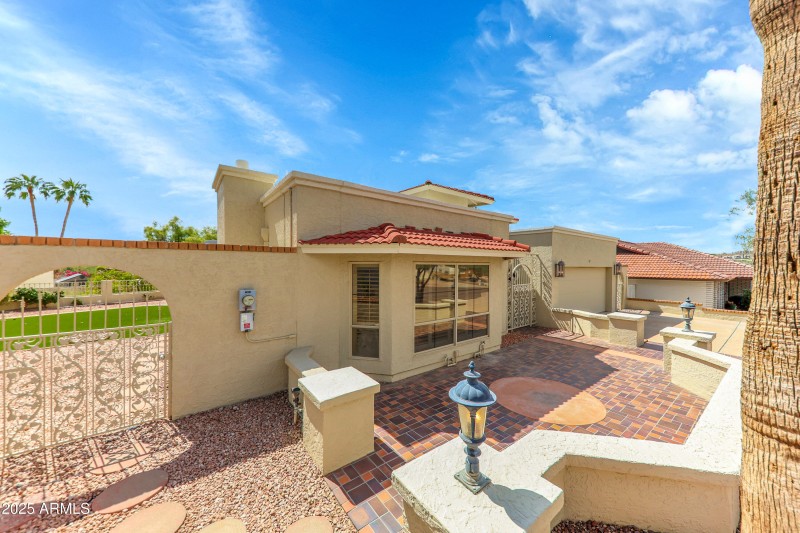 2237 E Captain Dreyfus-3