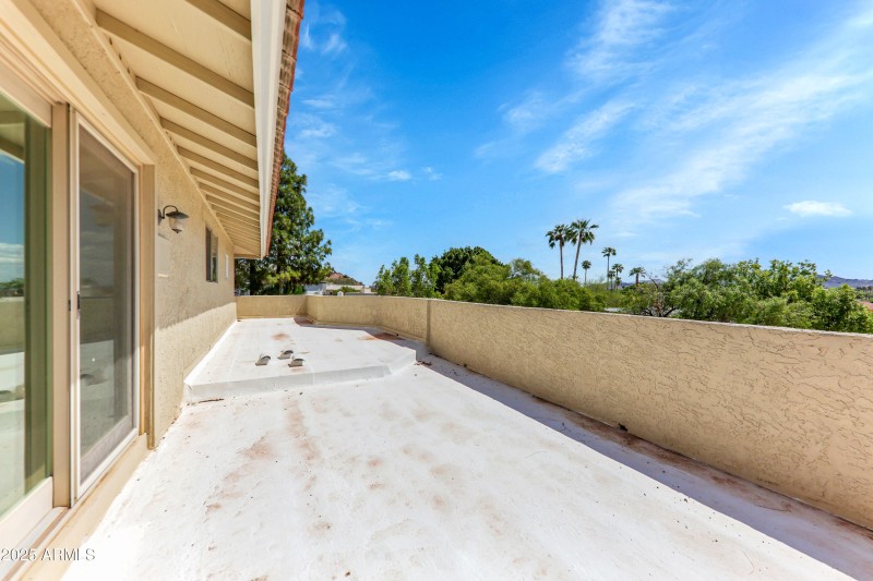 2237 E Captain Dreyfus-48