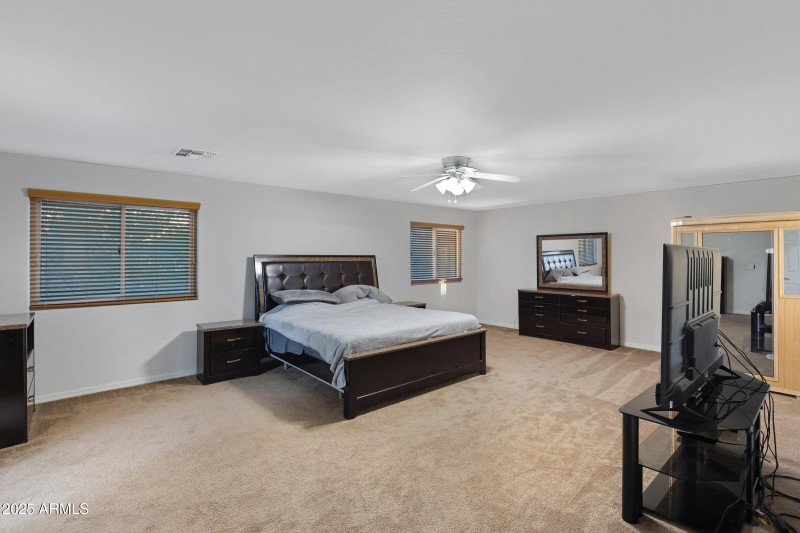 2732 N Monticello Dr-25