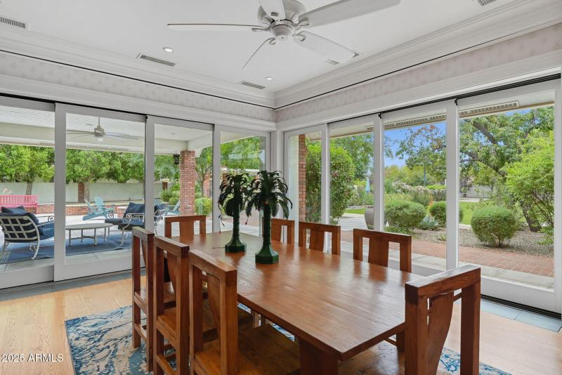 Disappearing Stacking Sliders