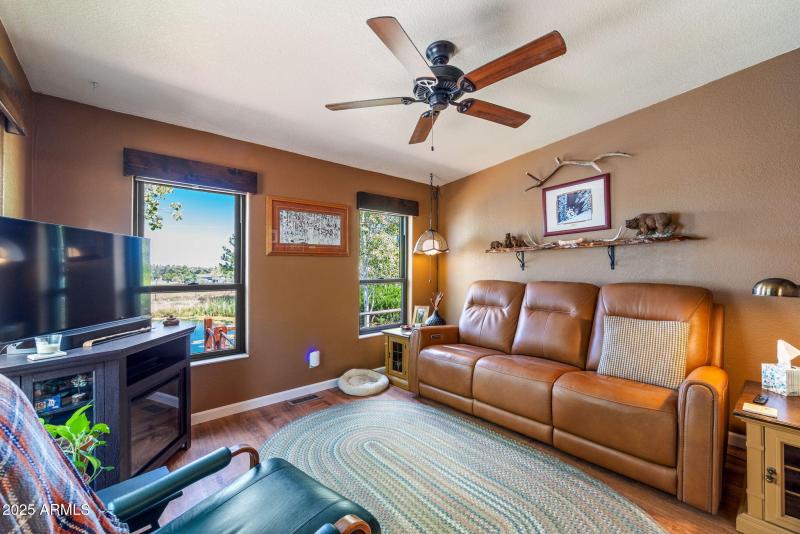 2274WaterNHoleRd-HeberOvergaard-AZ-8