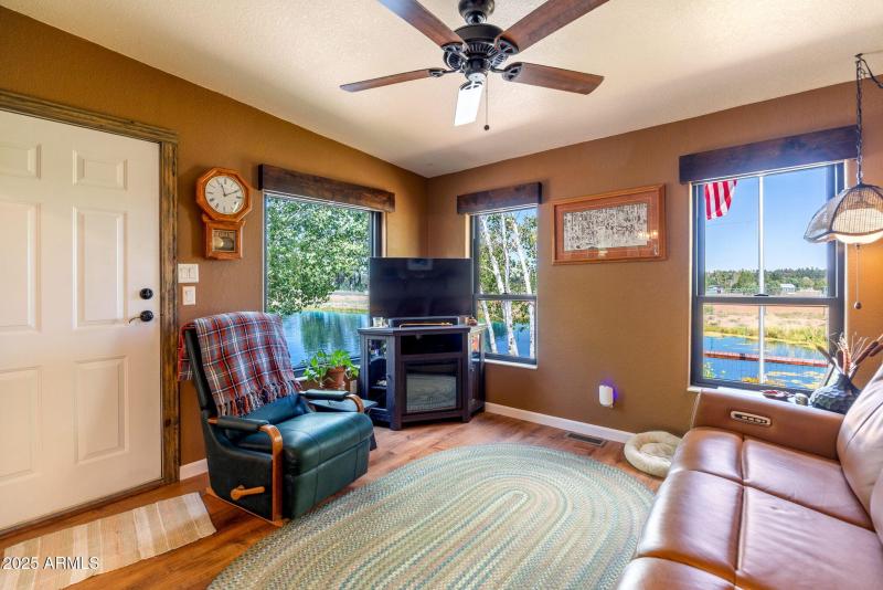 2274WaterNHoleRd-HeberOvergaard-AZ-9