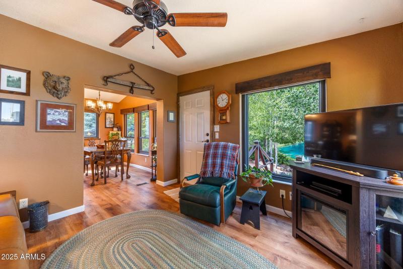 2274WaterNHoleRd-HeberOvergaard-AZ-10