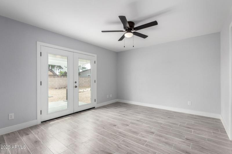Main house primary bedroom