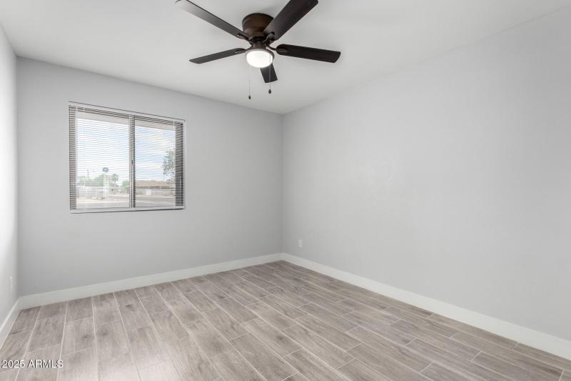 Main house guest bedroom