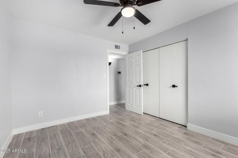 Main house guest bedroom