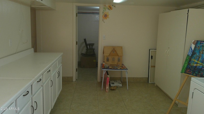 Laundry Room 4