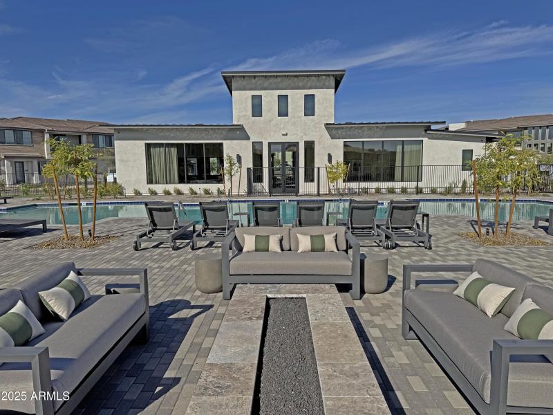 Community Gas Firepit