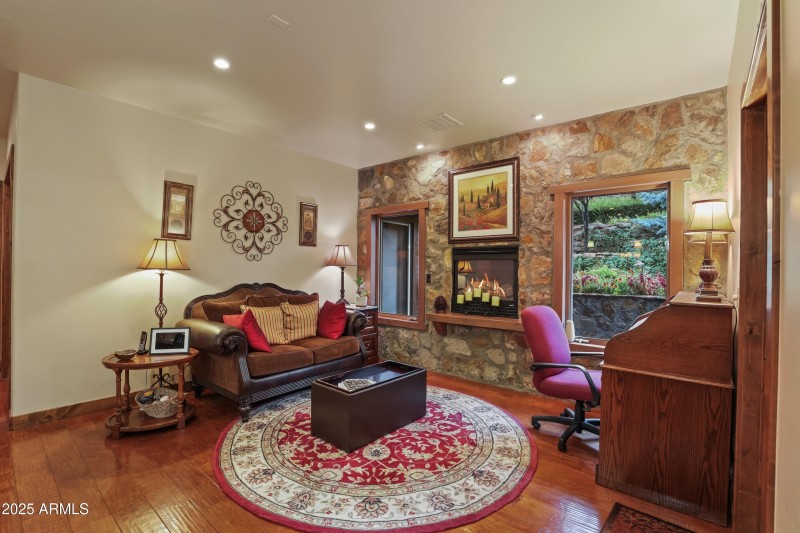 Sitting area off Kitchen