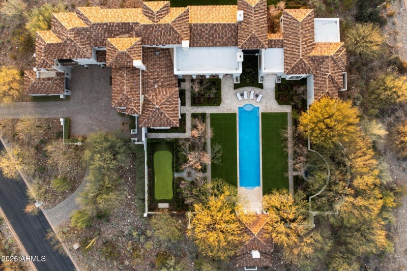 113-New - Bird's Eye View