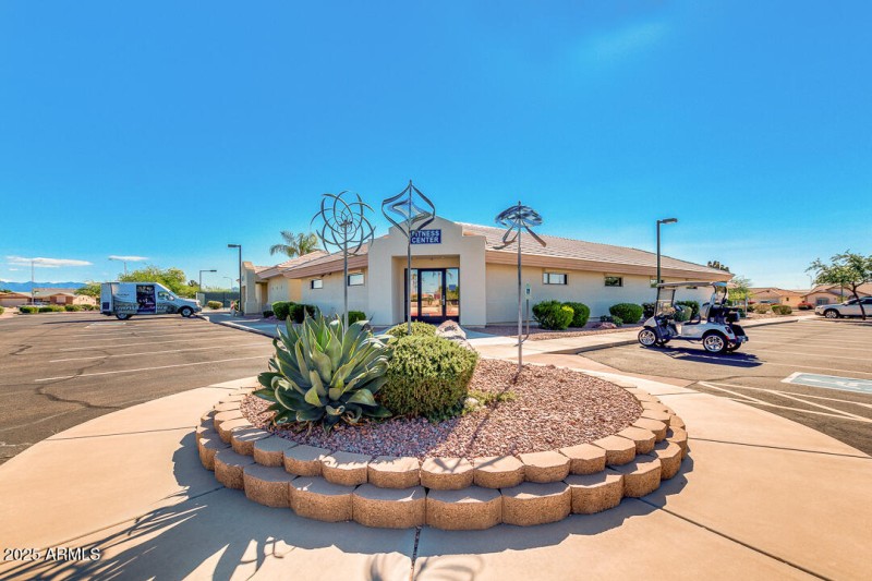 03-Sunland Village East