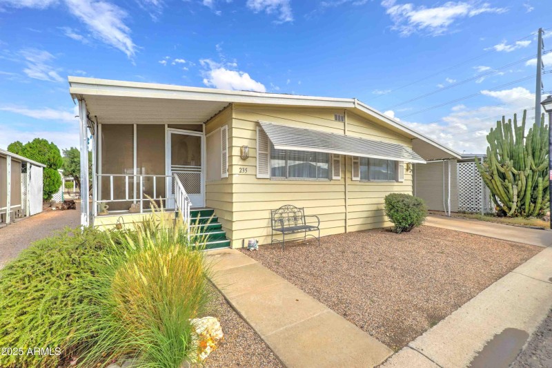 10960 N 67th Ave, 235-3