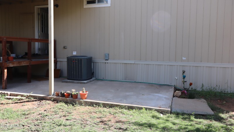 Lot 24, 3300 Fry Blvd (5)