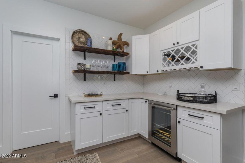 20200407223711218680000000-o