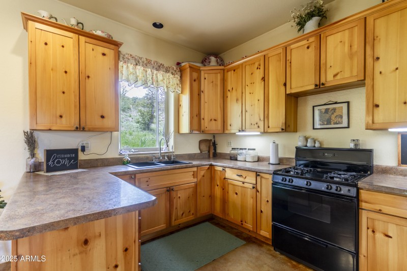 Weatherly Property-27