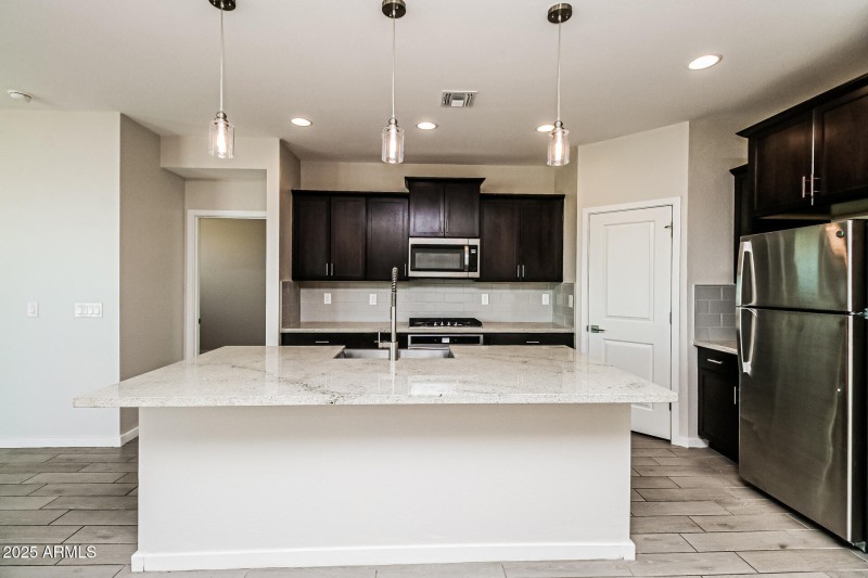 010-photo-kitchen-14849887