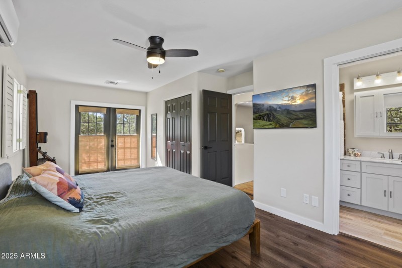 511 N Hemlock Circle Primary Bedroom 2