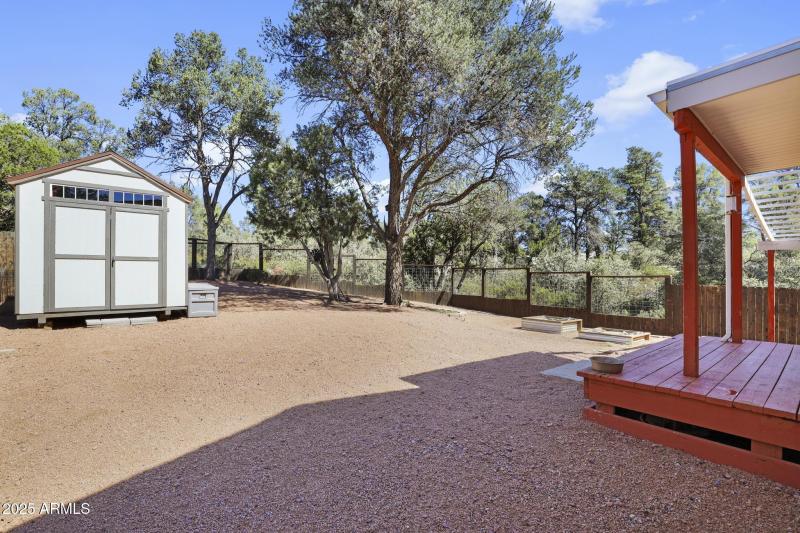 511 N Hemlock Circle Rear Yard Fence