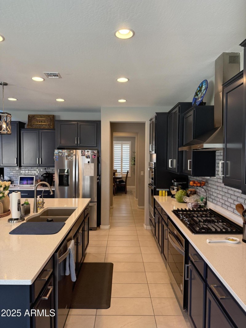 Kitchen/Butler Pantry