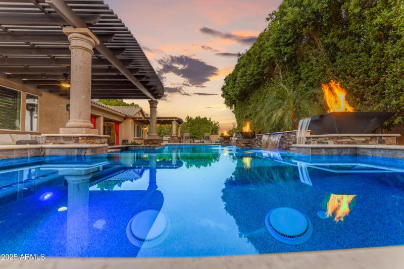 007_019_agent_sg_tw_363