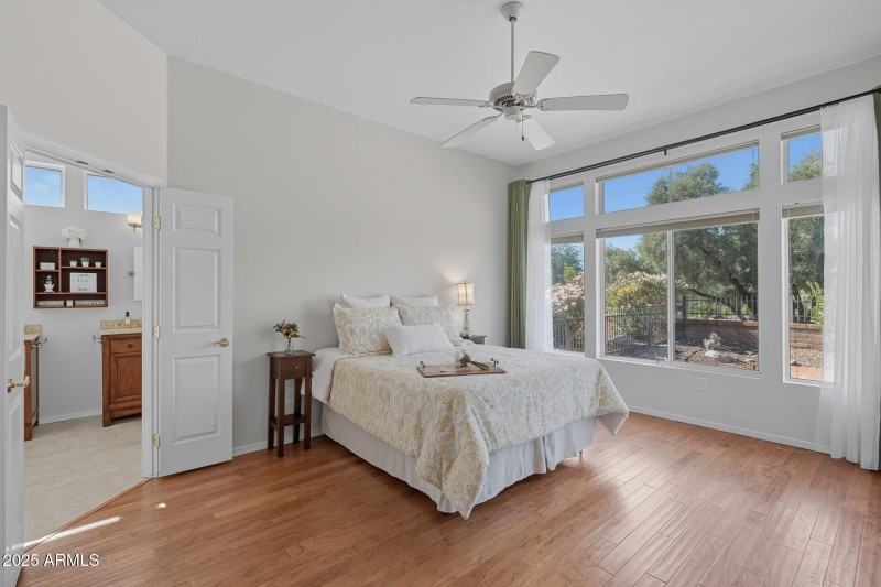 32-web-or-mls-Silver-32