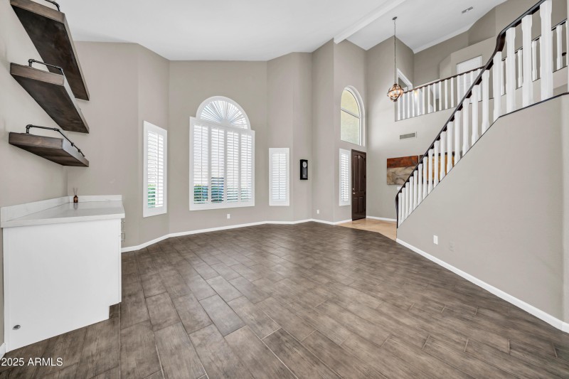 5417 E Anderson Dr-5