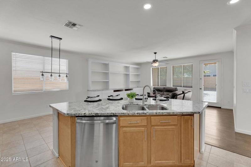 13-web-or-mls-Andre-11