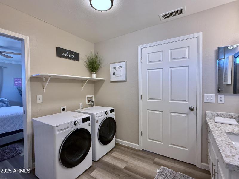 31 Laundry Space in Bathroom