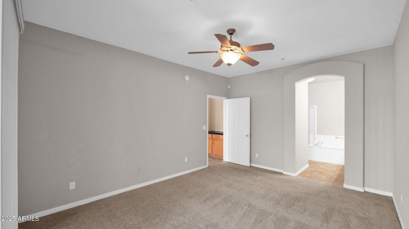 25-web-or-mls-P1177359