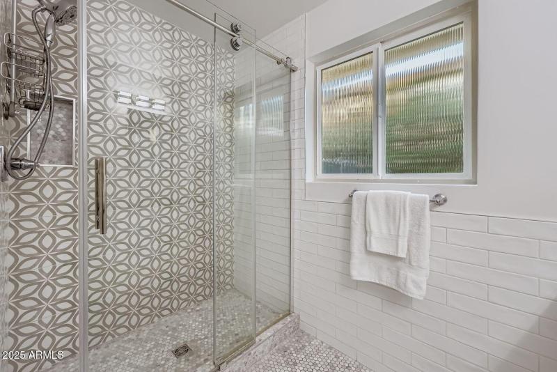 PRIMARY ENSUITE SHOWER