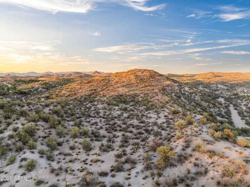 9-web-or-mls-DJI_20251007180509_0040_D