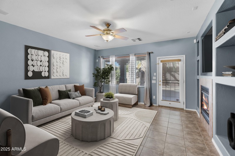 008_great_room_2_283