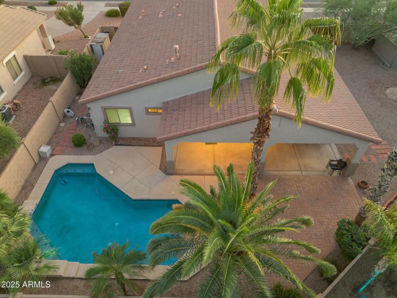 045_73-web-or-mls-dji_0696_300